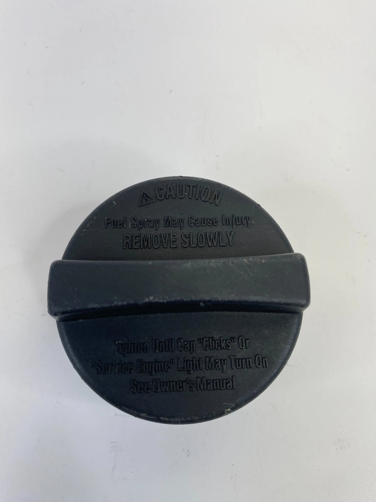 1999-2002 NISSAN PATHFINDER 98-01 MAXIMA FUEL FILLER TANK GAS LID CAP COVER OEM