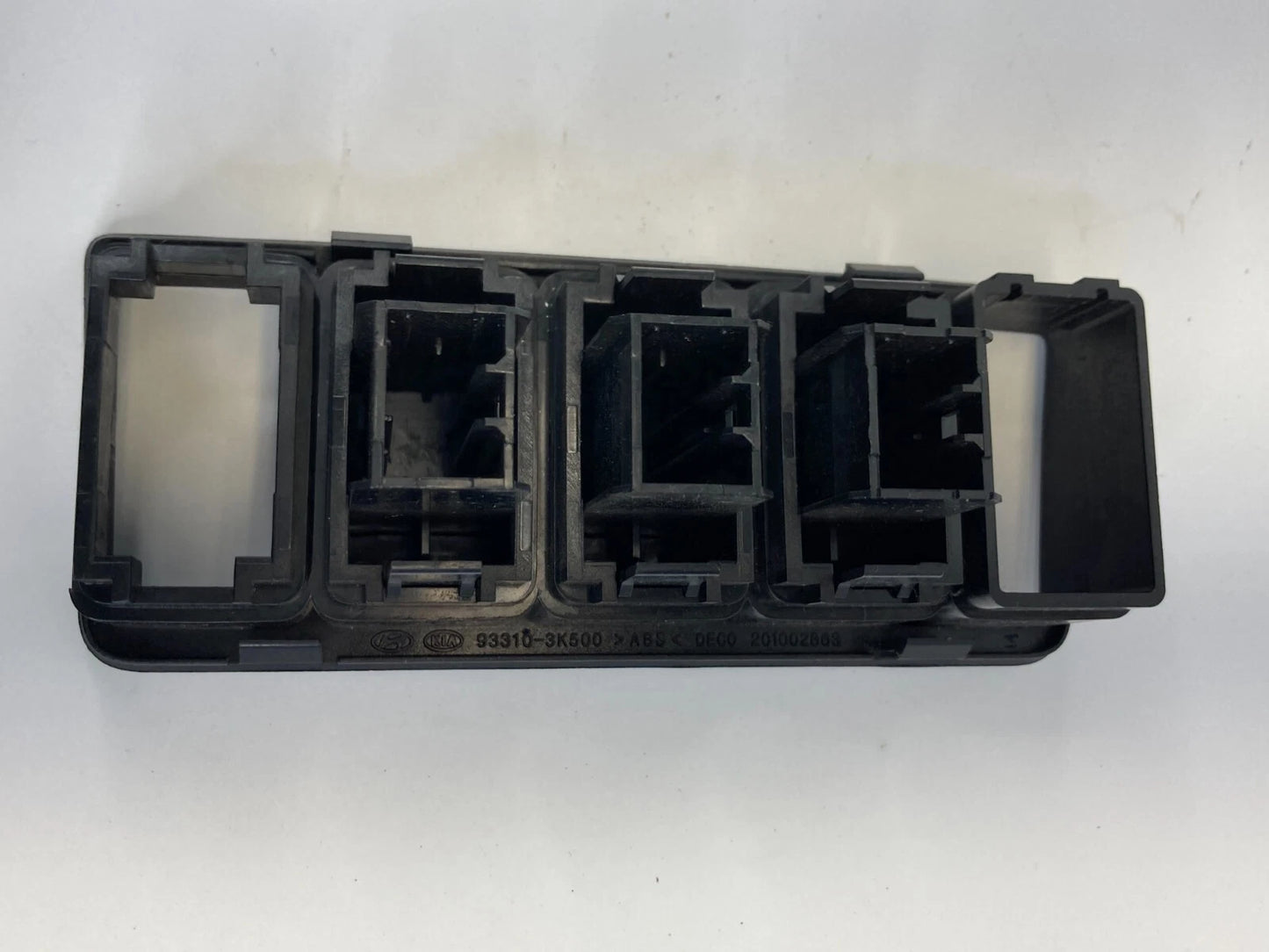 06 07 08 HYUNDAI SONATA DIMMER LIGHT SWITCH COVER BEZEL TRIM PANEL 93310-3K500