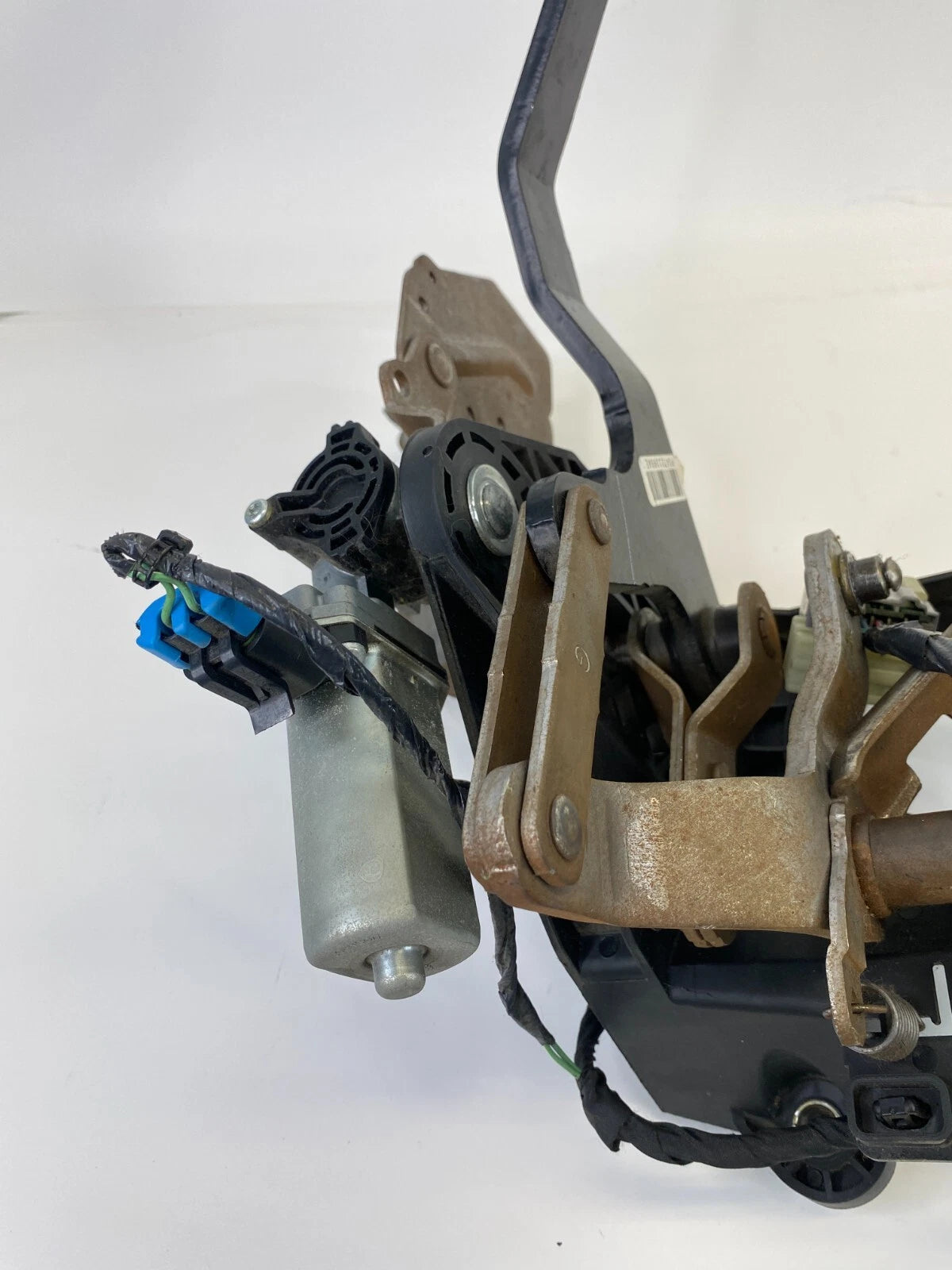 2009-2012 VW VOLKSWAGEN ROUTANPOWER ADJUSTABLE BRAKE PEDAL 04721199AE OEM