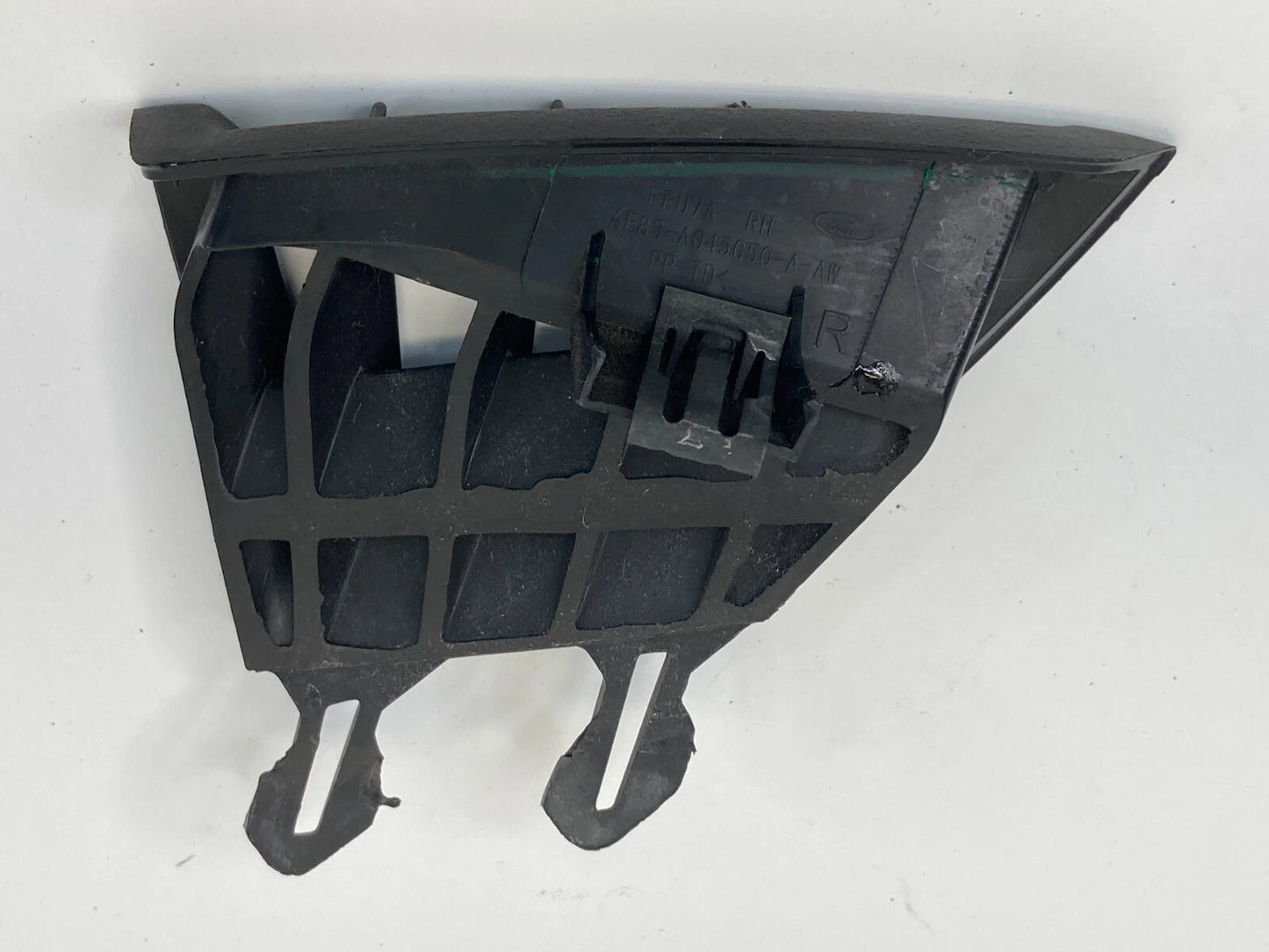 2011-2019 FORD FIESTA RIGHT DASH AC AIR VENT DEFROSTER GRILLE AE83A045G50AAW OEM