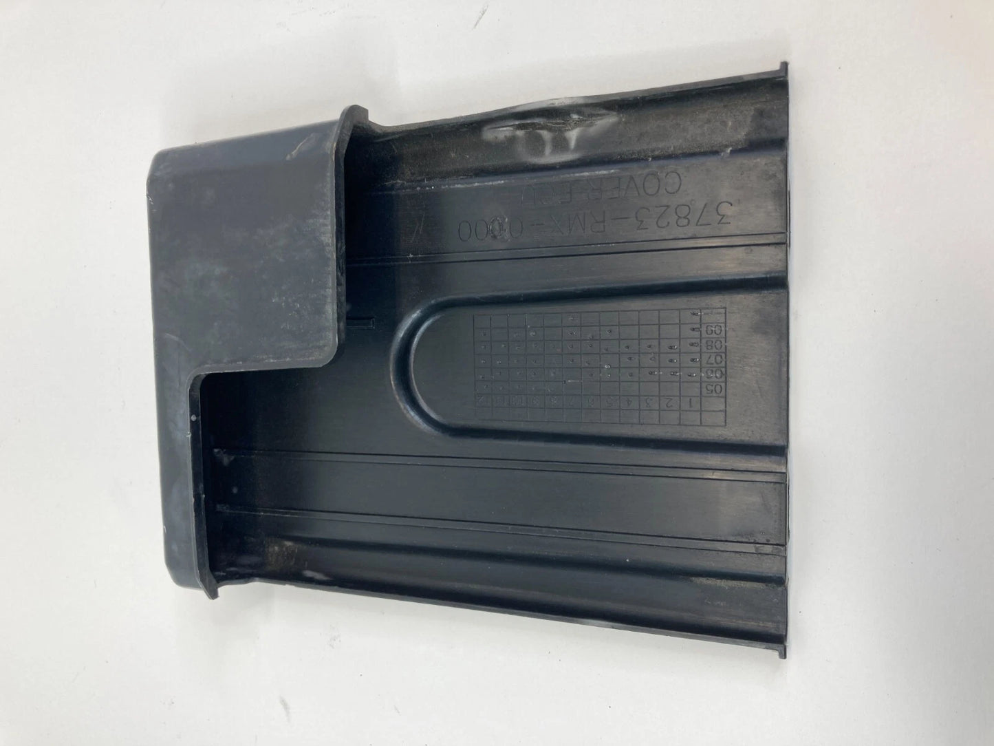 2006-2011 HONDA CIVIC HYBRID 1.3L ENGINE CONTROL MODULE COVER CAP 37823-RMX-000