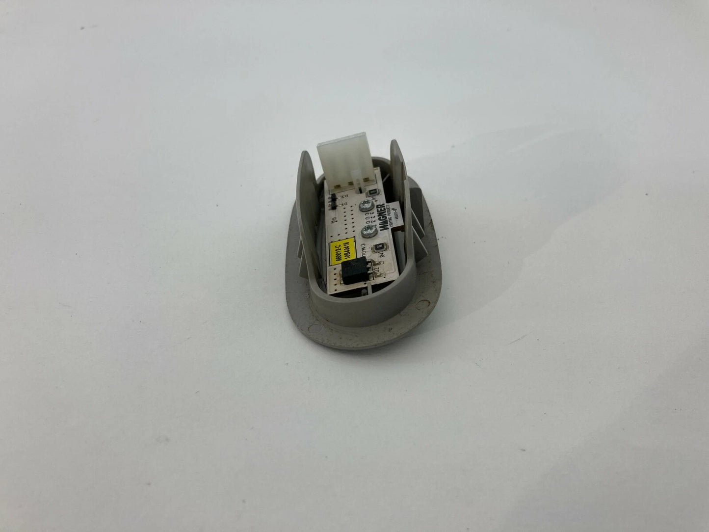 2008-2010 CHRYSLER TOWN & COUNTRY FRONT PASSENGER DOOR COURTESY LAMP LIGHT OEM
