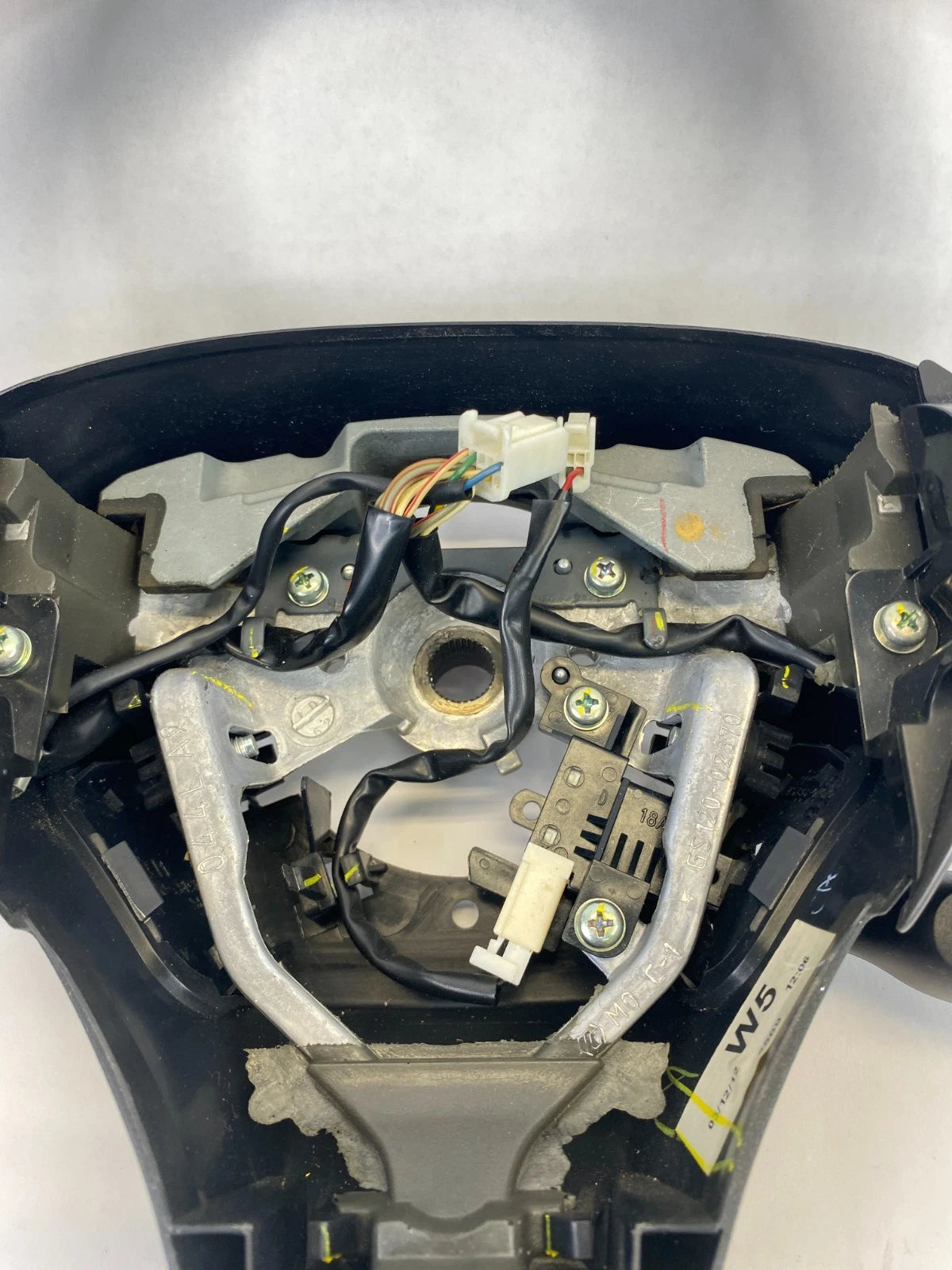 2009-2012 TOYOTA VENZA STEERING WHEEL W/SWITCHES BLACK LEATHER ASSEMBLY OEM