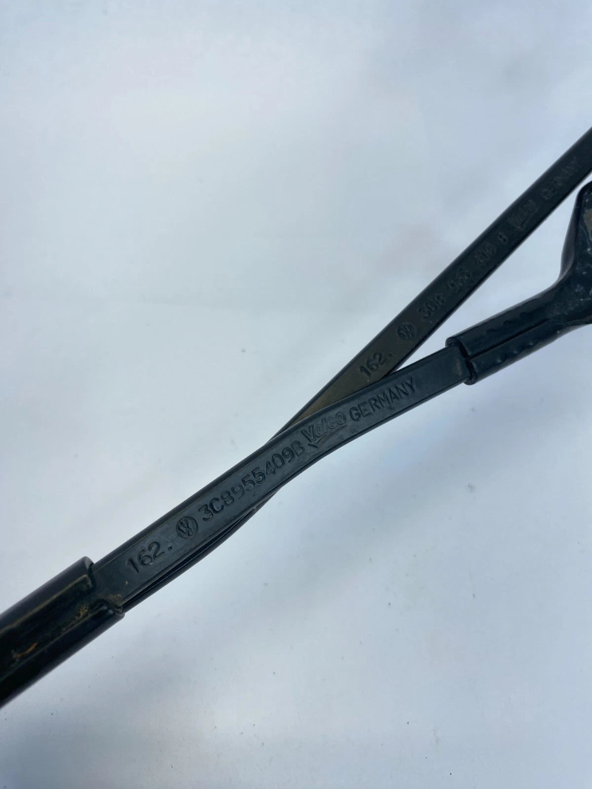 12-17 VOLKSWAGEN CC FRONT WINDSHIELD WIPER ARMS PAIR LEFT RIGHT OEM 3C8955409B