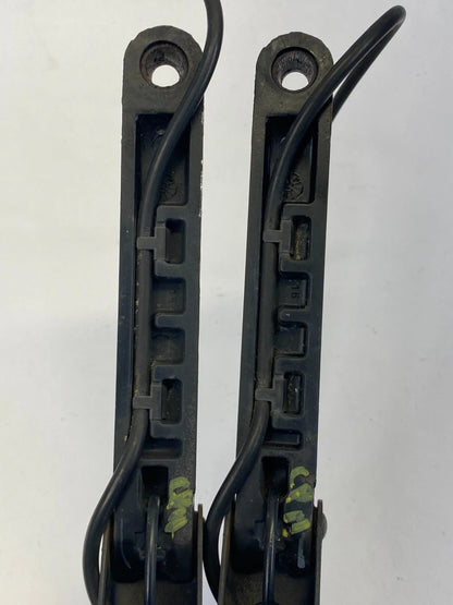 2003-2006 CHEVY TAHOE SILVERADO FRONT RIGHT & LEFT WINDSHIELD WIPER ARMS SET OEM