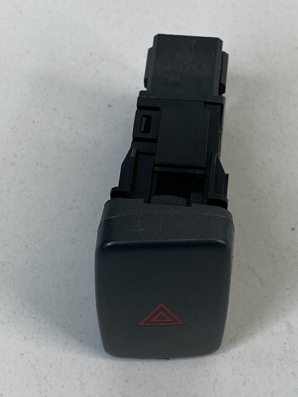 2004-2006 Acura MDX Dash Emergency Hazard Light Control Switch Button M19620