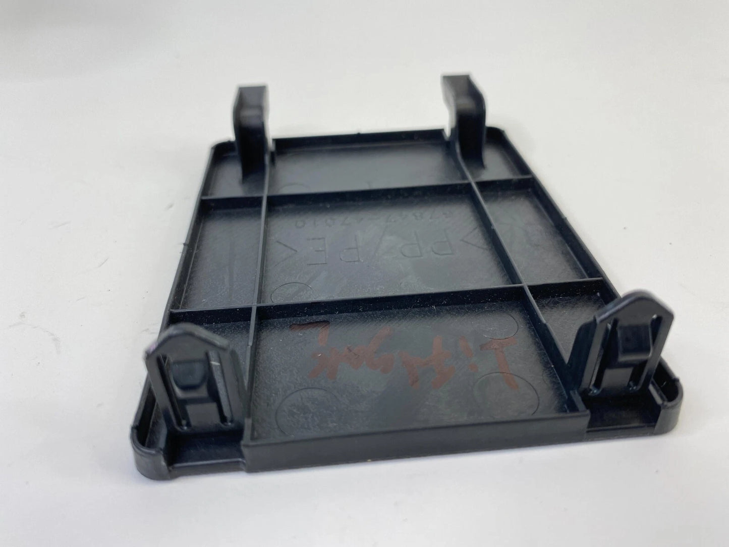 10-15 TOYOTA PRIUS REAR TRUNK LIFTGATE LEFT SIDE LID COVER TRIM CAP 67847-47010