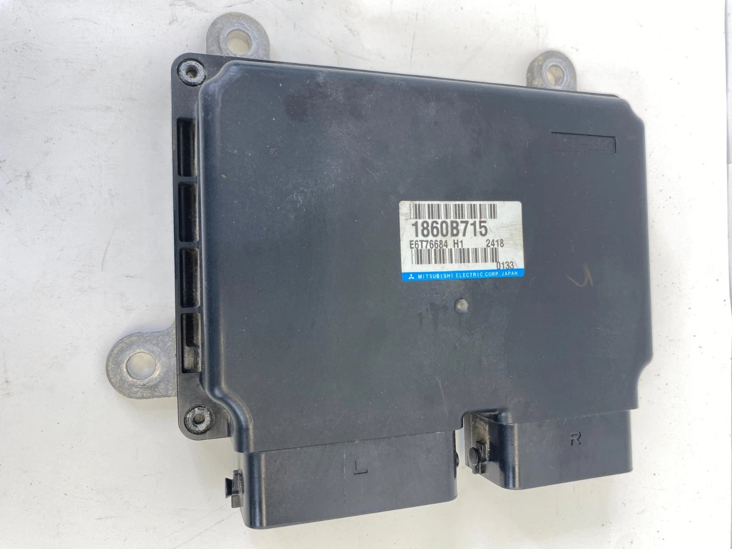 2012 MITSUBISHI OUTLANDER 2.4L ENGINE COMPUTER CONTROL MODULE ECU 1860B715 OEM