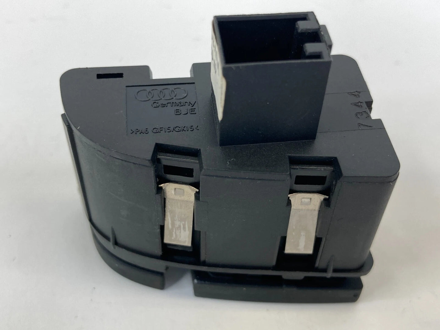 2007-2011 AUDI A6 GLOVE BOX LIGHT & LCD DISPLAY SWITCH BUTTON 0501-4-8072 OEM