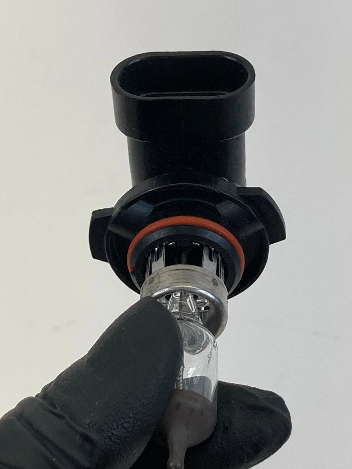 2016-2019 FORD EXPLORER INTERCEPTOR UTILITY 12V 42W HEADLIGHT BEAM BULB OEM