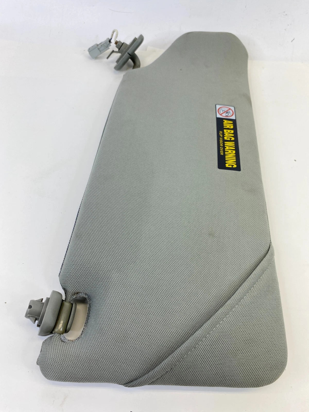 2005-2010 HONDA ODYSSEY LEFT DRIVER SIDE SUNVISOR SUN VISOR SHADE W/ LIGHT OEM