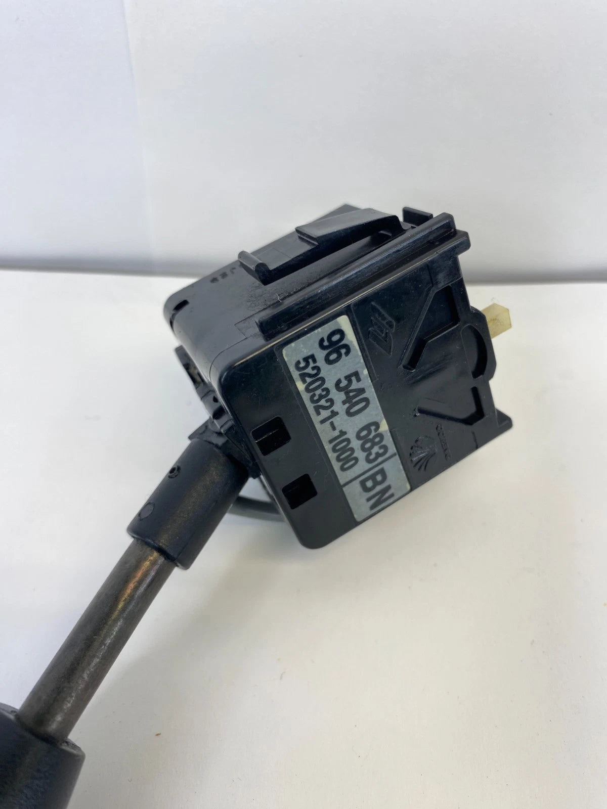 2007-2011 CHEVROLET AVEO5 STEERING COLUMN HEADLIGHT TURN SIGNAL SWITCH 96540683