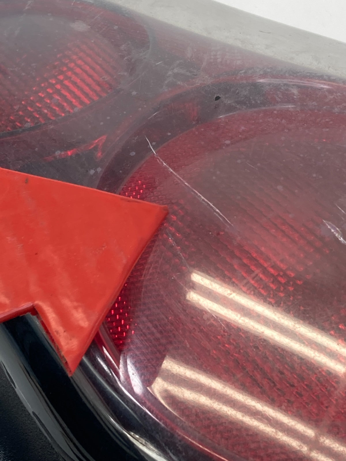 2000-2005 Chevrolet Monte Carlo Right Passenger Tail Light Taillight OEM