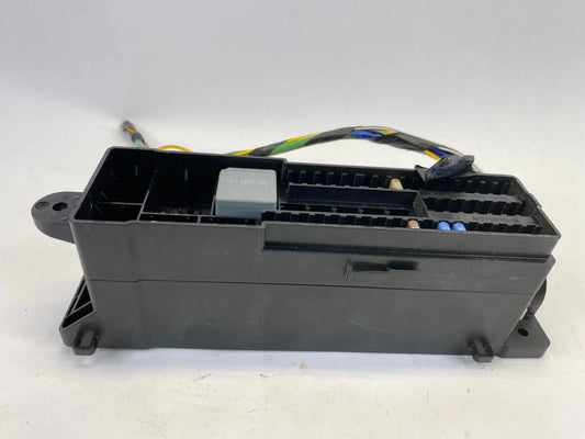 2012-2018 FORD FOCUS ENGINE BAY AUXILIARY FUSE BOX ELECTRICAL OEM AV6T-14K131-AB