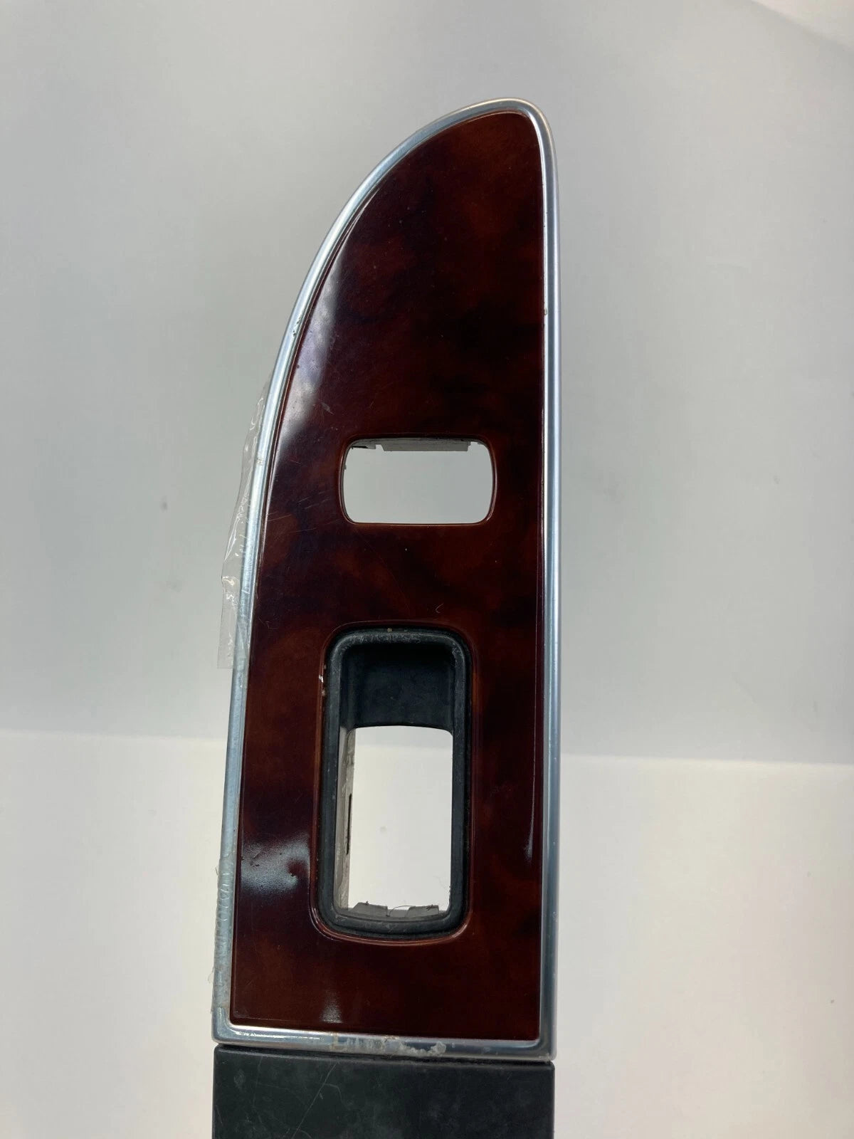 2005 2006 BUICK TERRAZA FRONT RIGHT DOOR WINDOW SWITCH COVER TRIM BEZEL 15196150