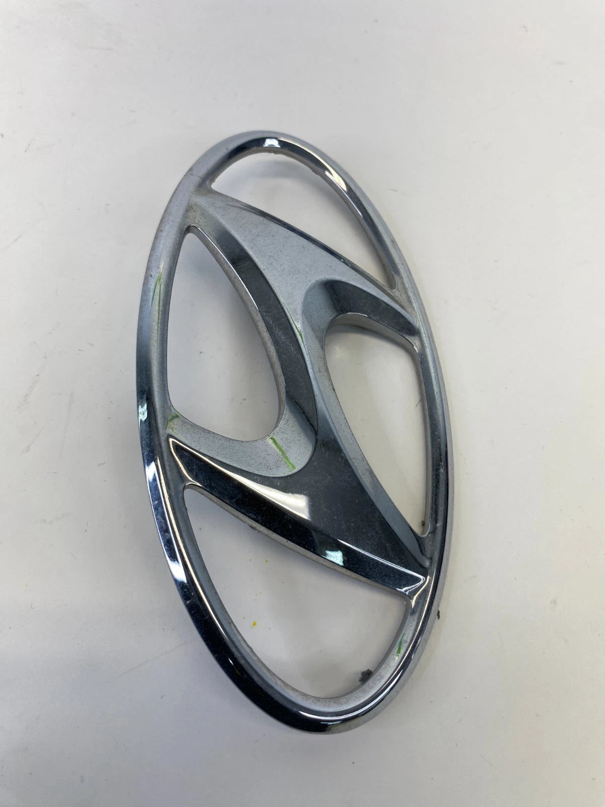 2012-2017 HYUNDAI ACCENT REAR TRUNK DECK LID LOGO EMBLEM BADGE CHROME OEM