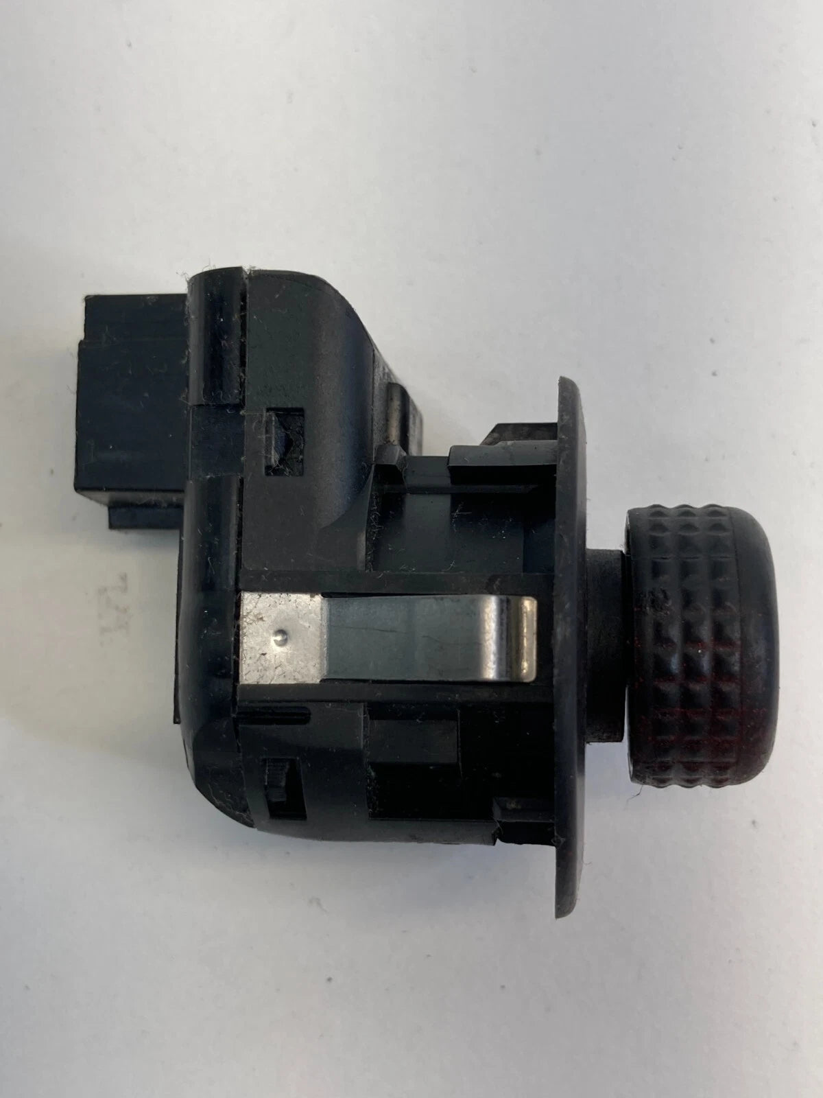 2006-2012 FORD FUSION FRONT LEFT DOOR POWER MIRROR SWITCH BUTTON 9L3T-17B676-AA