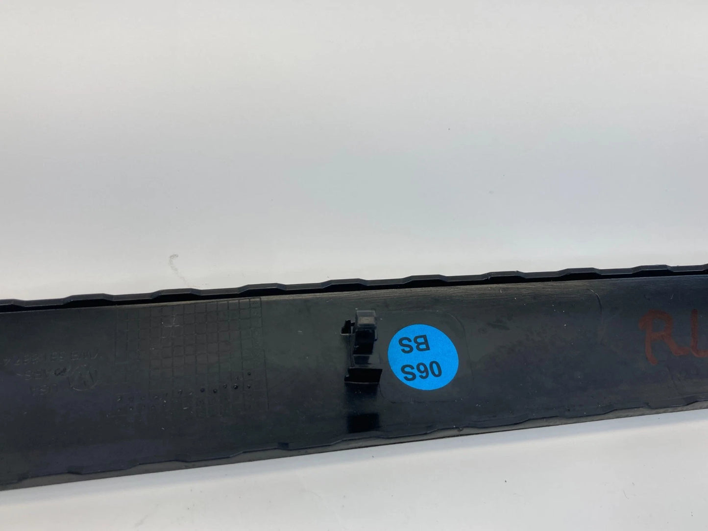 2012-2015 VW VOLKSWAGEN PASSAT REAR LEFT DOOR PANEL MOLDING BEZEL 561867419 OEM