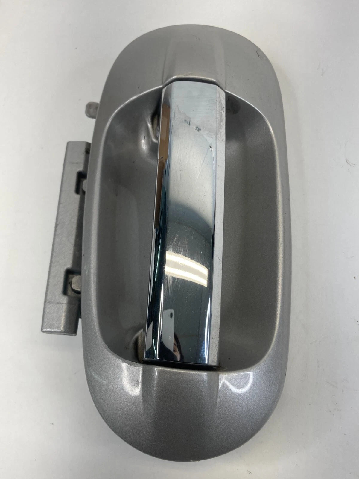 2003 2004 LINCOLN NAVIGATOR REAR LEFT SIDE EXTERIOR DOOR HANDLE 2L14-7826601 OEM