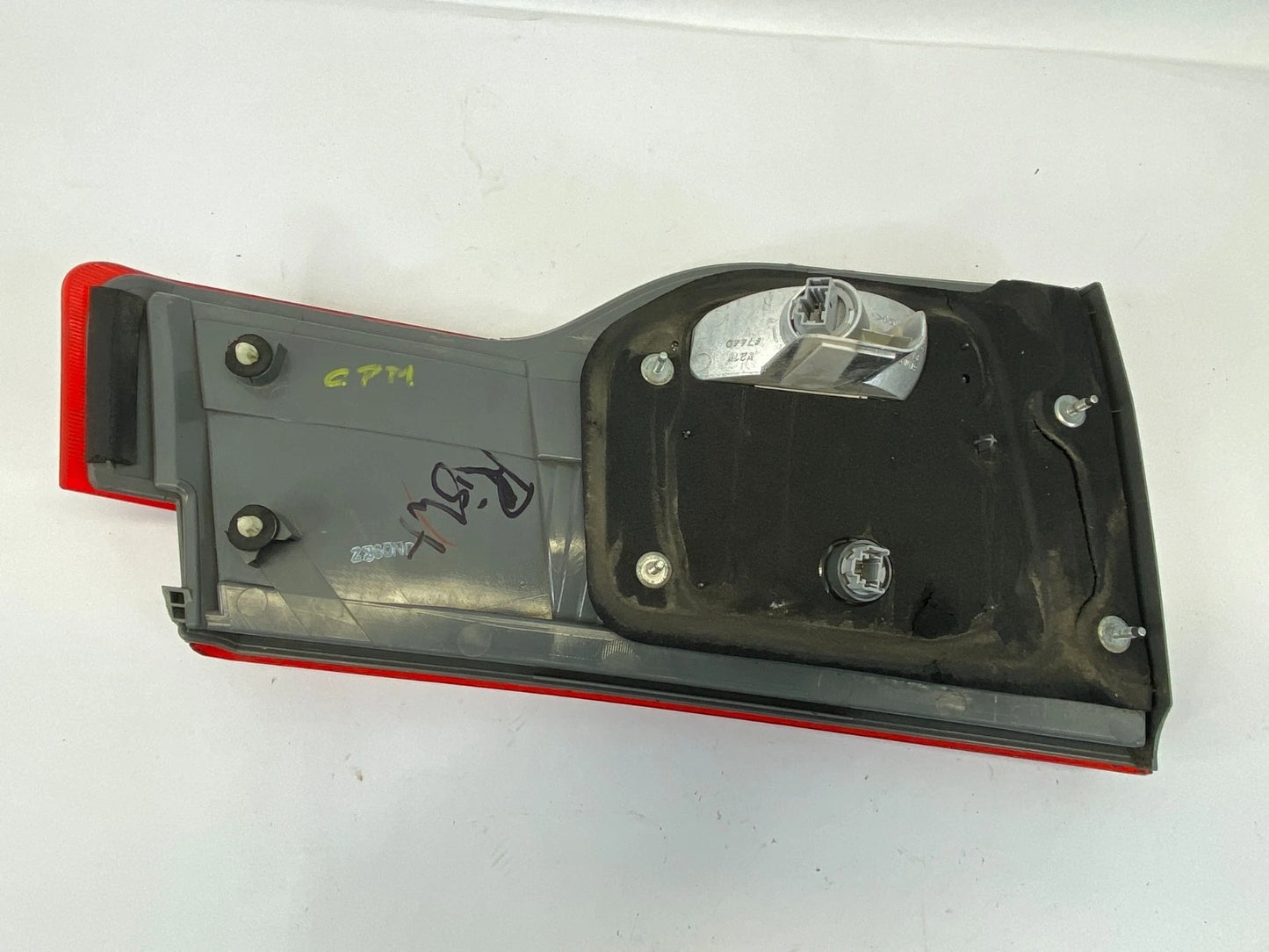 2008-2010 HONDA ODYSSEY RIGHT PASSENGER SIDE INNER TRUNK GATE TAIL LIGHT OEM