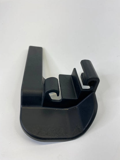 04-07 BMW 530I FRONT RIGHT SEAT TRACK INNER RAIL COVER TRIM CAP 52107007700 OEM