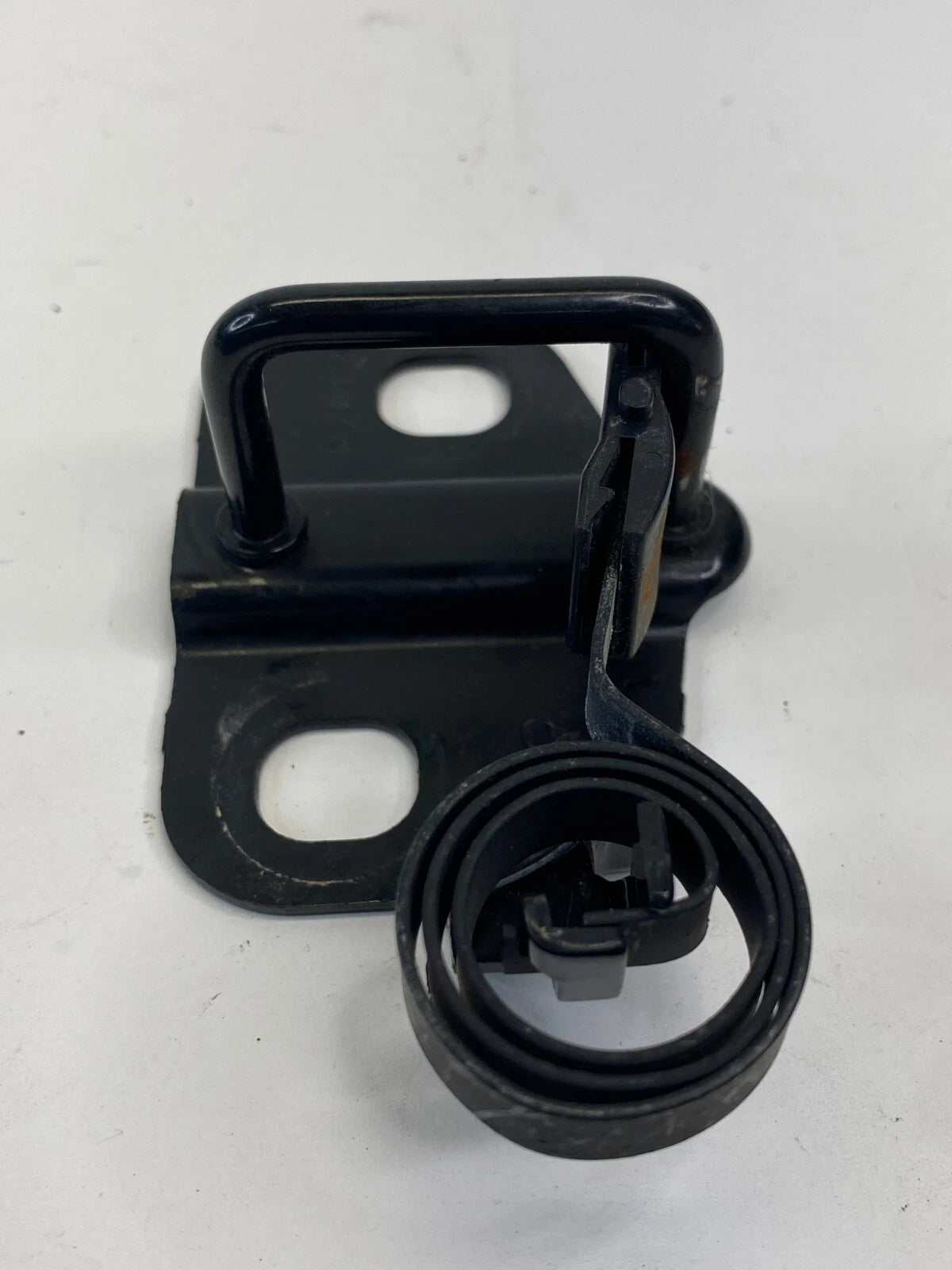05-08 PONTIAC G6 07-08 G5 REAR BACK LIFTGATE TRUNK LATCH STRIKER 22697745 OEM