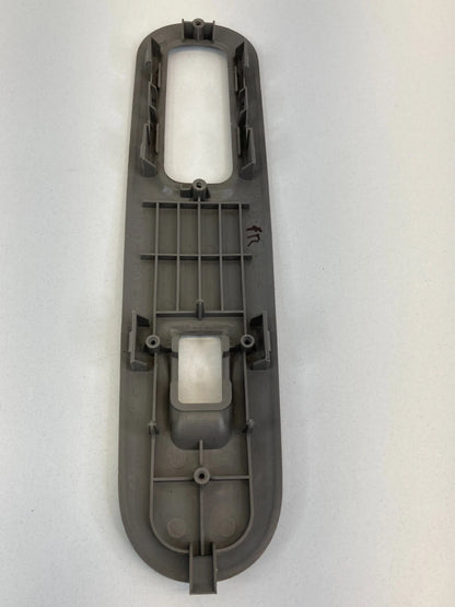 99-04 HONDA ODYSSEY FRONT RIGHT DOOR WINDOW SWITCH COVER BEZEL 83511-S0X-A010