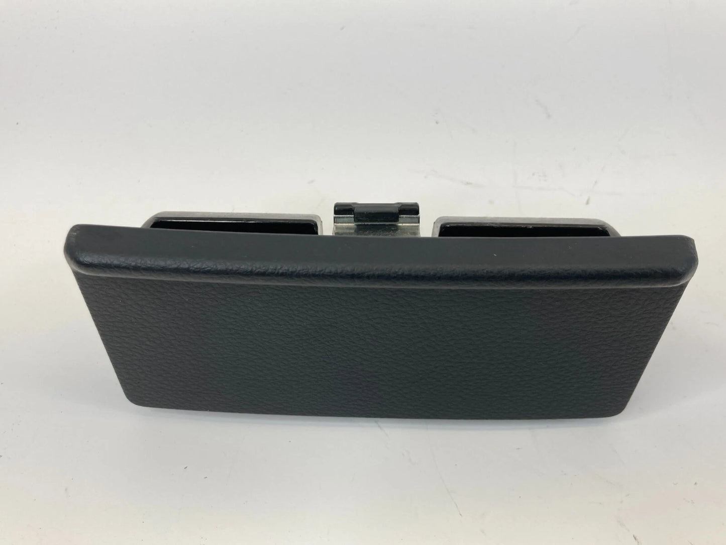 2005-2007 INFINITI G35 SEDAN REAR CENTER CONSOLE ASHTRAY ASH TRAY 96510-AL500