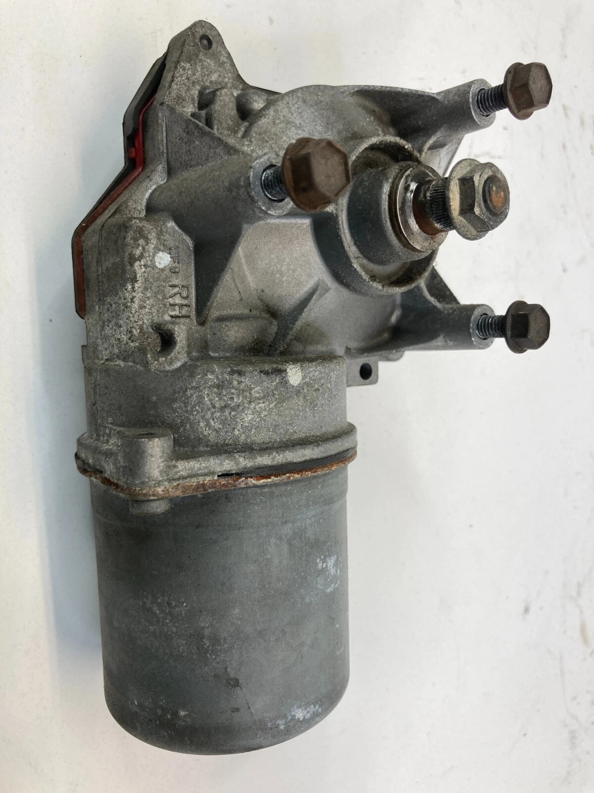 2008-2011 FORD FOCUS SEDAN FRONT WINDSHIELD WIPER MOTOR 63167-A-04 OEM