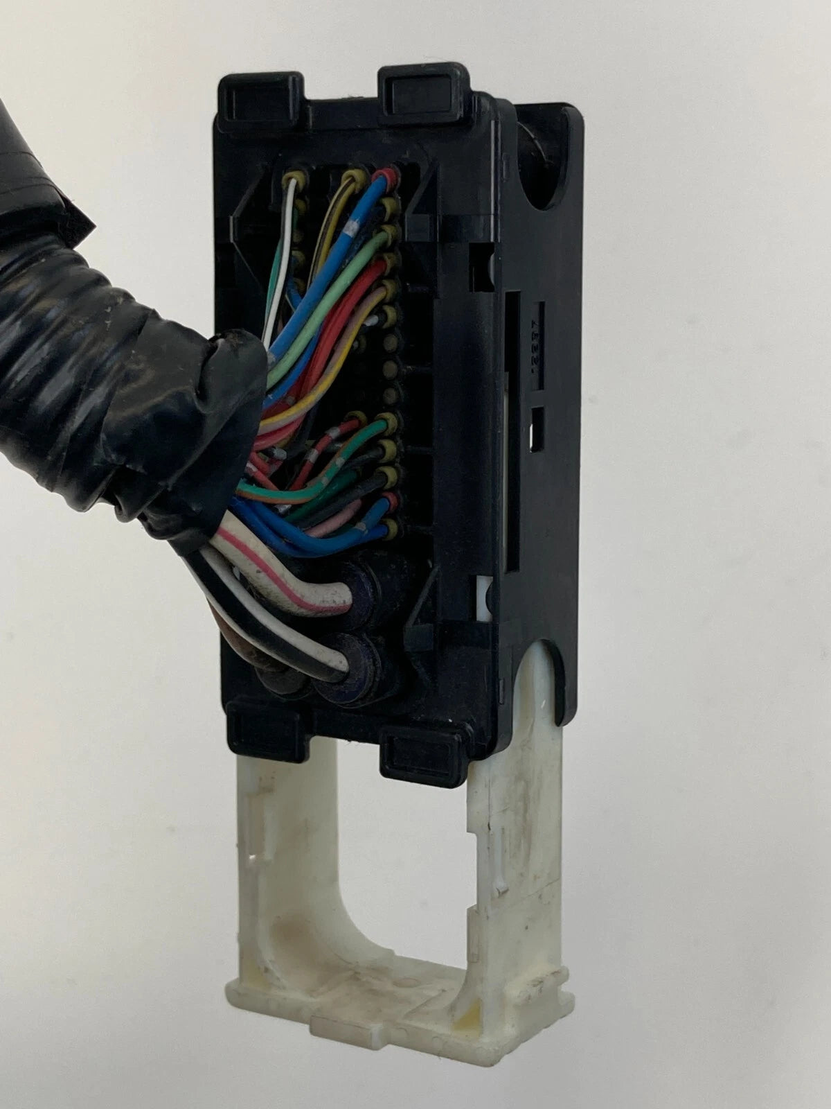2006-2008 LEXUS IS250 IS350 2.5L 4WD ABS ANTI LOCK BRAKE PLUG RELAY CONNECTOR