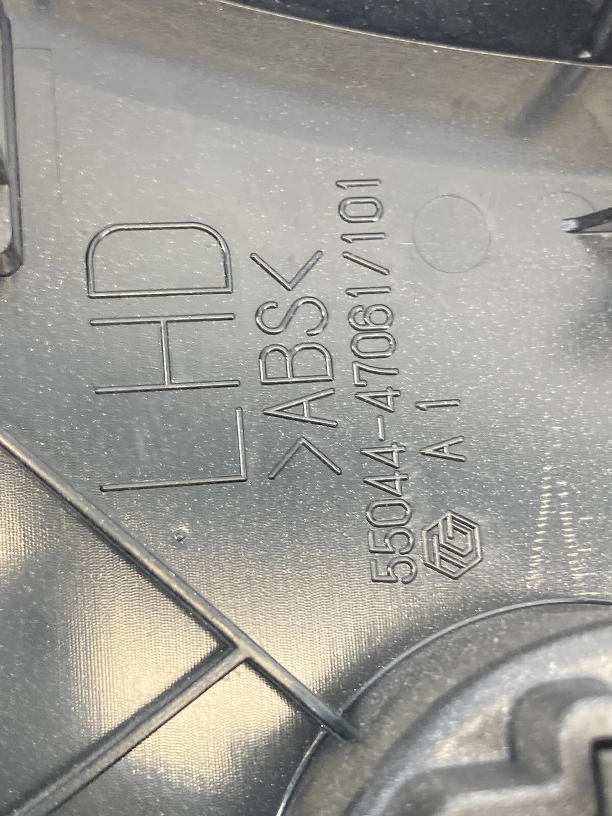 10-15 TOYOTA PRIUS DASH IGNITION START BUTTON SWITCH W/ COVER & KEY ANGLE SENSOR