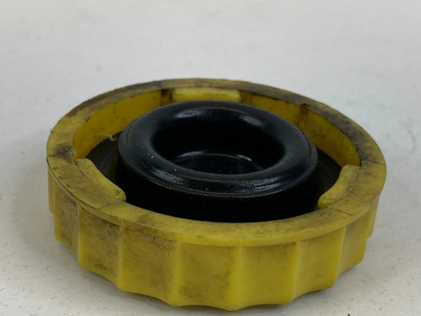 2007-2010 CHRYSLER SEBRING BRAKE FLUID MASTER CYLINDER RESERVOIR TANK CAP COVER