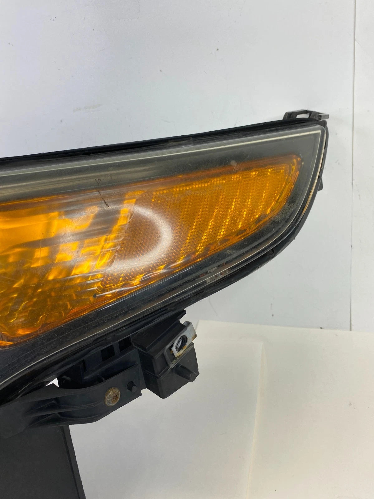 2011-2015 FORD EXPLORER INTERCEPTOR UTILITY LEFT HEADLIGHT HEADLAMP HALOGEN OEM