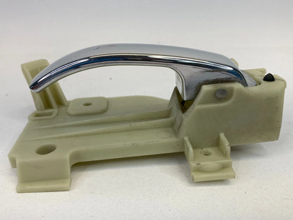 2010-2012 DODGE CALIBER REAR LEFT BACK SIDE INNER DOOR HANDLE 1NS13SZ0AA OEM