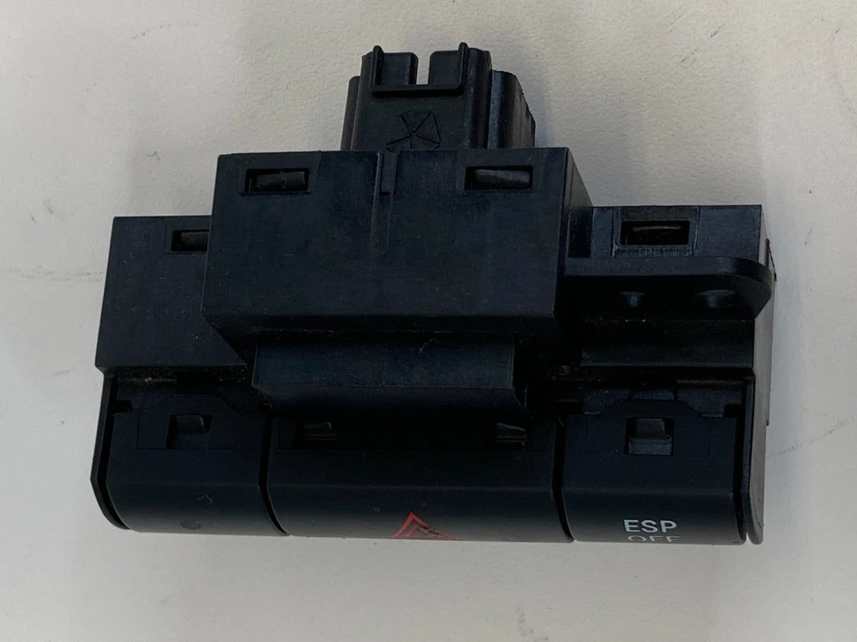 09 10 CHRYSLER TOWN & COUNTRY DASH HAZARD ESP OFF CONTROL SWITCH 68025899AA