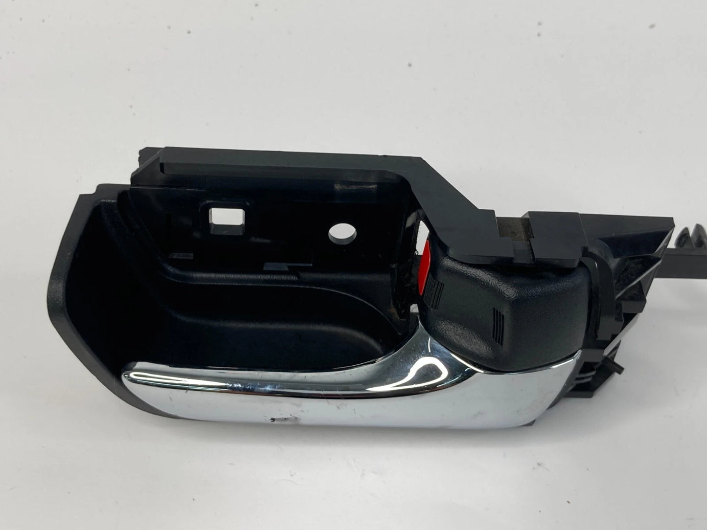 2004-2009 TOYOTA PRIUS REAR RIGHT SIDE INNER INTERIOR DOOR HANDLE 69273-47020