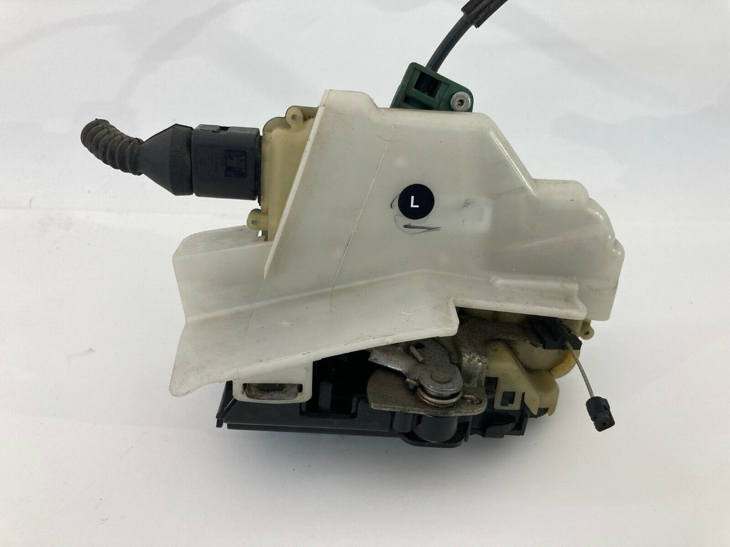 1999-2005 Volkswagen Passat Rear Left Driver Side Door Lock Latch Actuator OEM