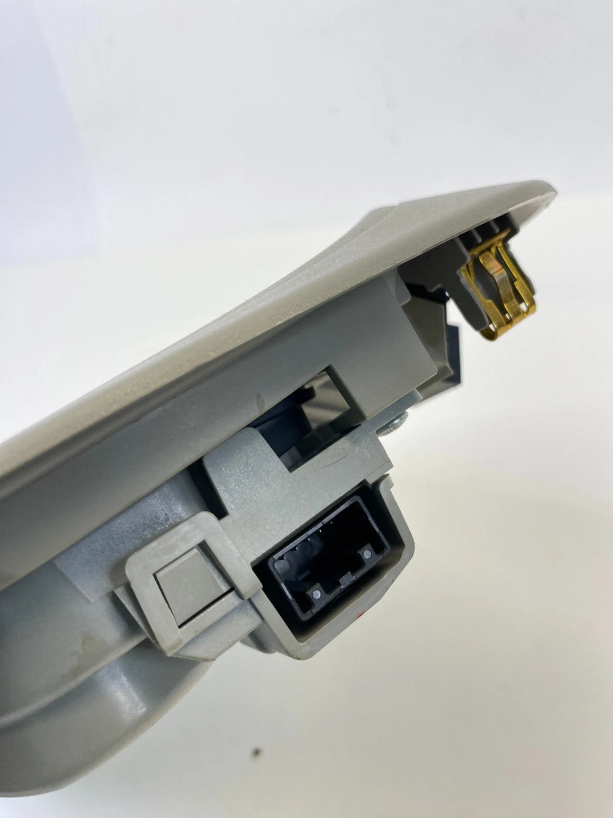 2013-2018 CADILLAC ATS OVERHEAD CONSOLE DOME MAP LIGHT SUNROOF SWITCH 22972741