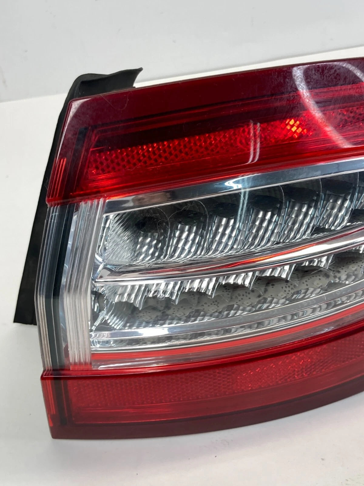 2013-2016 FORD FUSION RIGHT PASSENGER OUTER TAIL LIGHT LAMP LED OEM