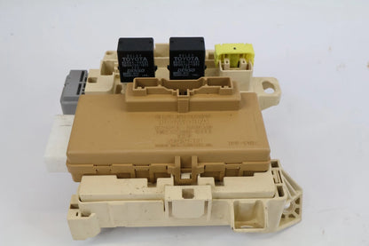 1998-2002 TOYOTA COROLLA INTERIOR FUSE BOX JUNCTION BLOCK OEM 82641-AB030