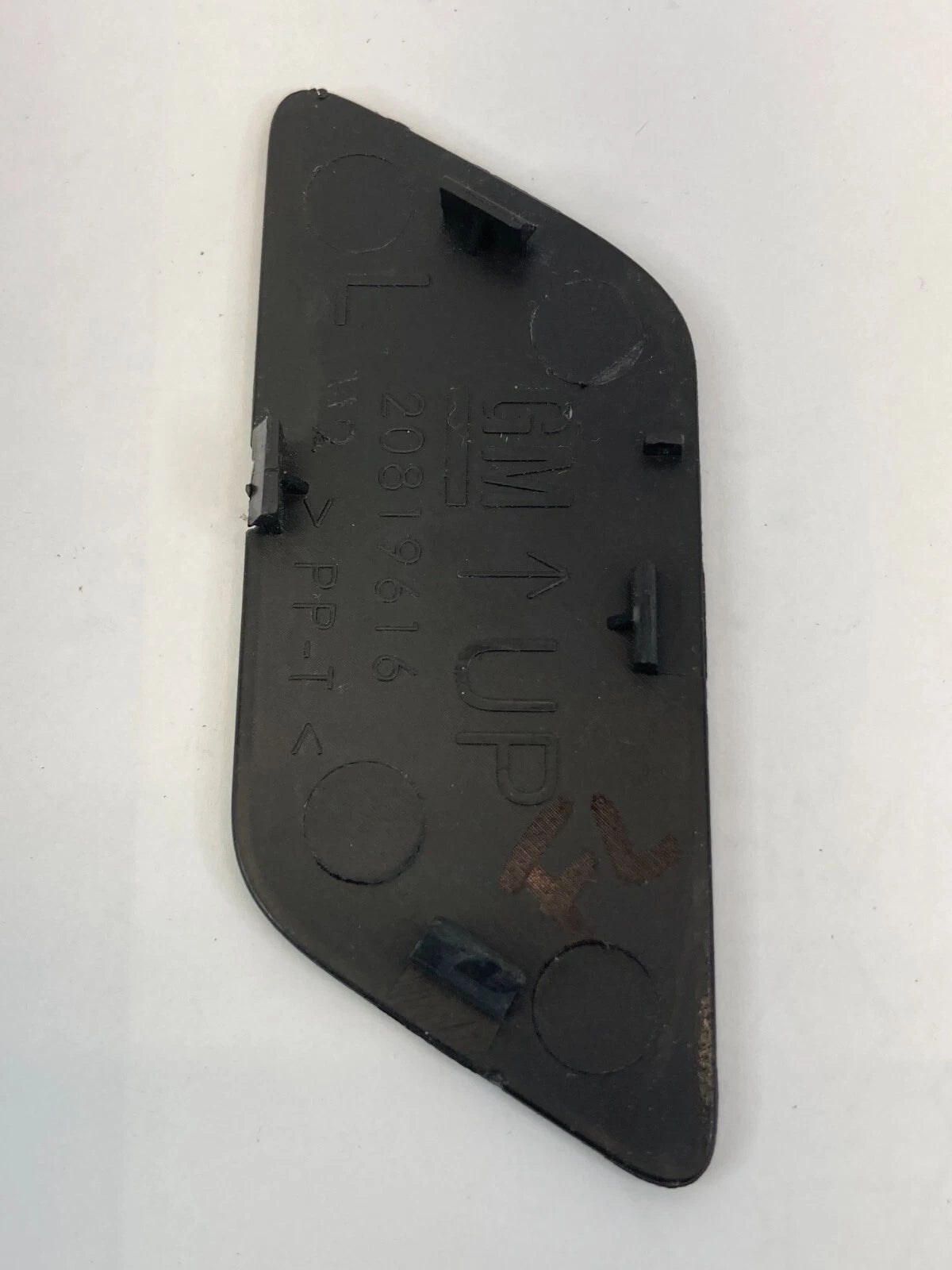 2010-2017 CHEVY EQUINOX FRONT LEFT INNER DOOR PULL HANDLE SCREW COVER 20819616