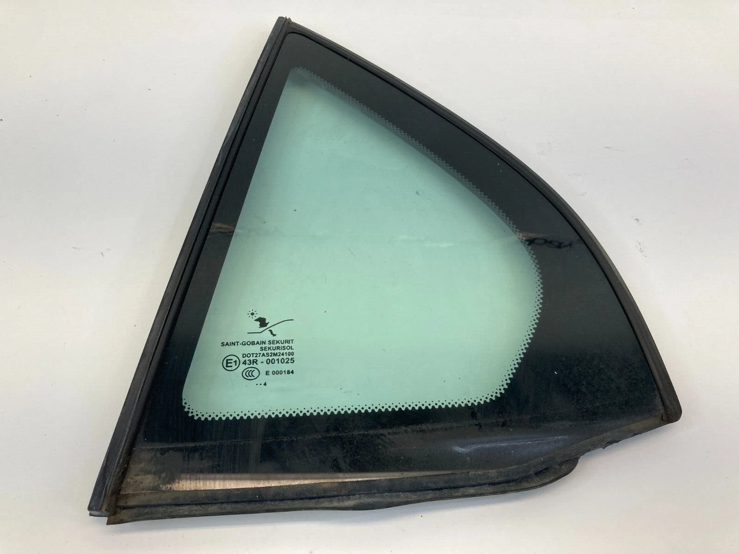 03-11 SAAB 9-3 REAR LEFT DRIVER SIDE DOOR VENT WINDOW QUARTER GLASS 12804489 OEM