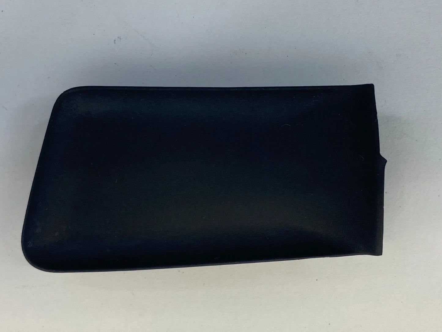 2011-2014 HYUNDAI SONATA REAR LEFT INNER DOOR HANDLE SCREW CAP COVER 82619-3S000