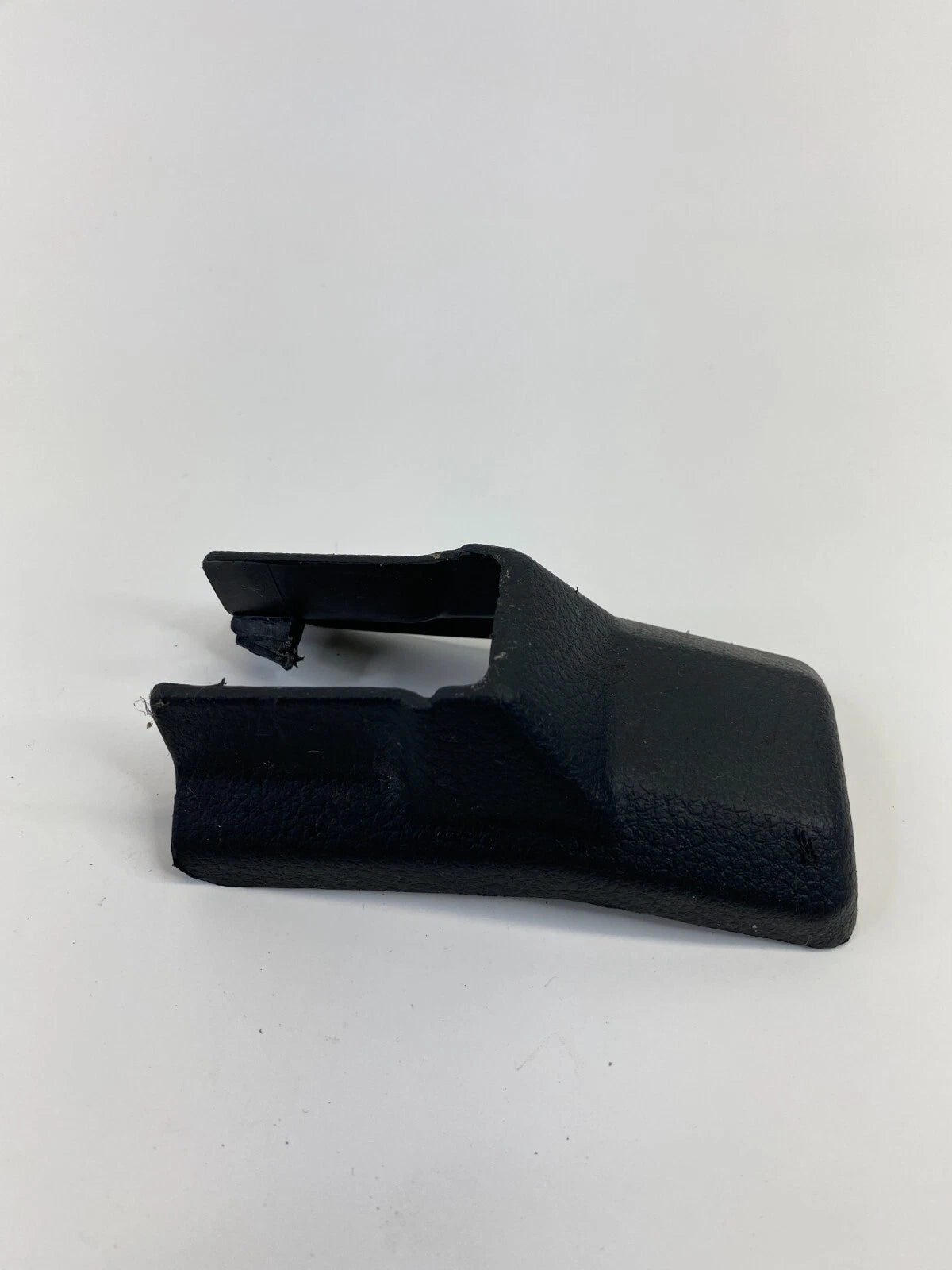 04-08 NISSAN MAXIMA FRONT RIGHT SEAT FRONT LEFT SIDE TRACK END COVER 87507-7Y000