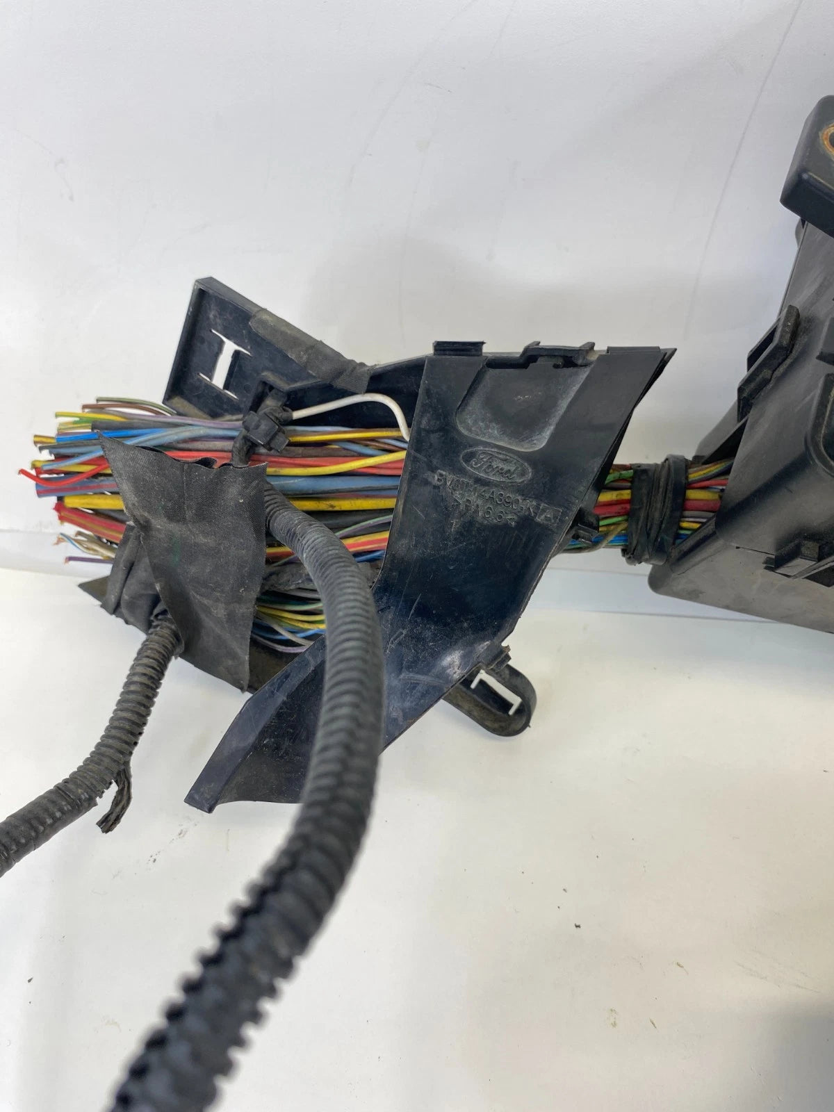 2012-2014 FORD FOCUS 2.0L FWD ENGINE FUSE BOX JUNCTION RELAY MODULE CV6T-14K733