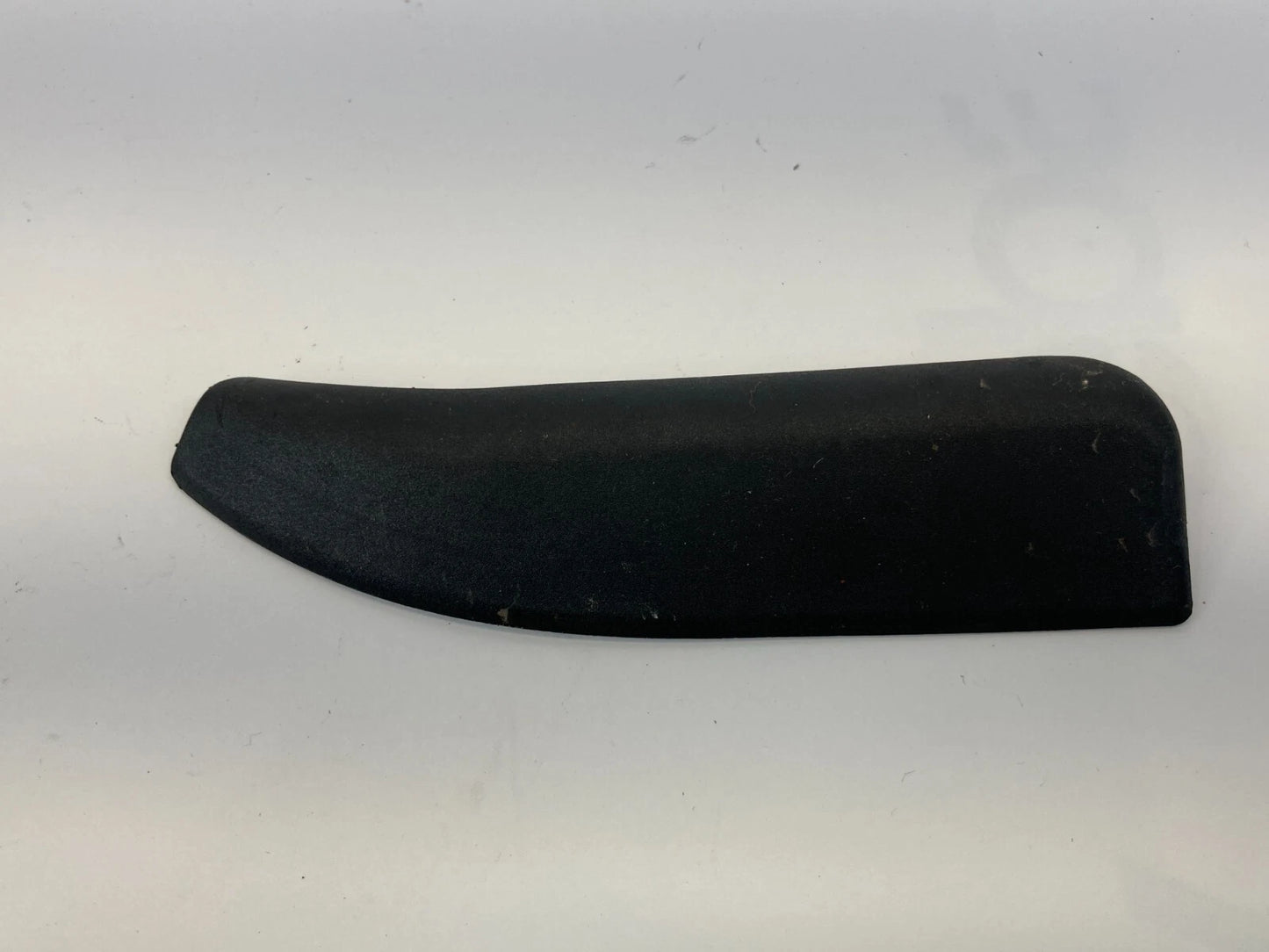 2009-2016 AUDI A4 REAR LEFT SIDE DOOR BRACKET END SEAL ASSY 8K0-839-059 OEM