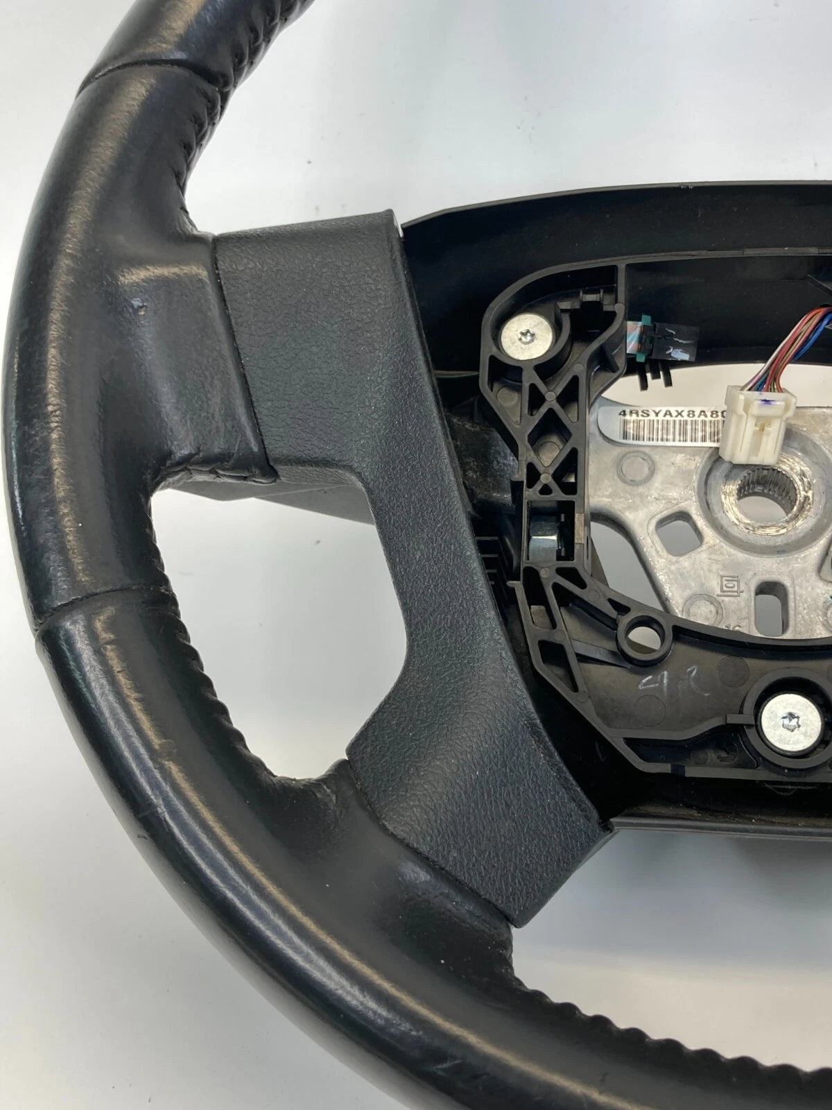2009-2010 DODGE JOURNEY STEERING WHEEL WITH CRUISE CONTROL SWITCH OEM