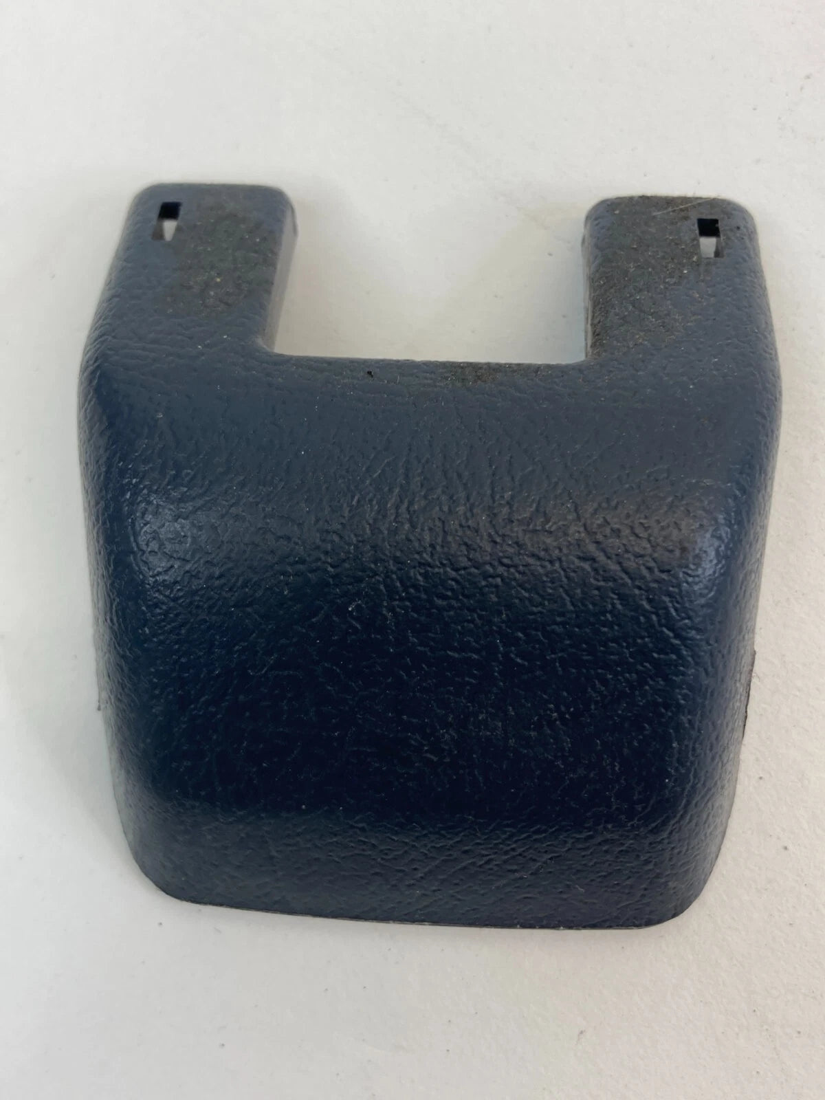 98-02 HONDA ACCORD SEDAN FRONT RIGHT SEAT OUTER TRACK END COVER 81195SM4J000 OEM