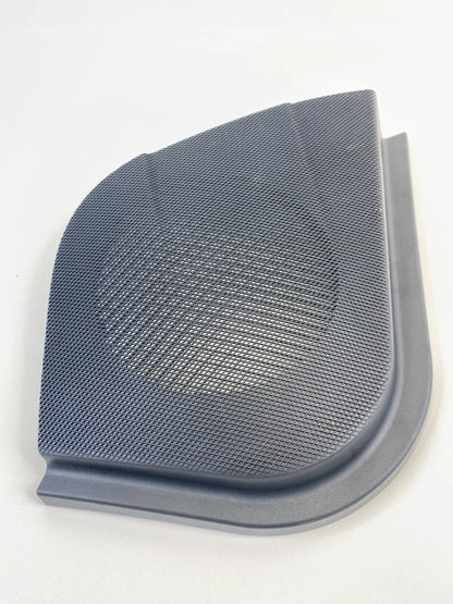 03-09 MERCEDES BENZ E350 FRONT RIGHT DOOR PANEL SPEAKER GRILLE COVER A2117270688