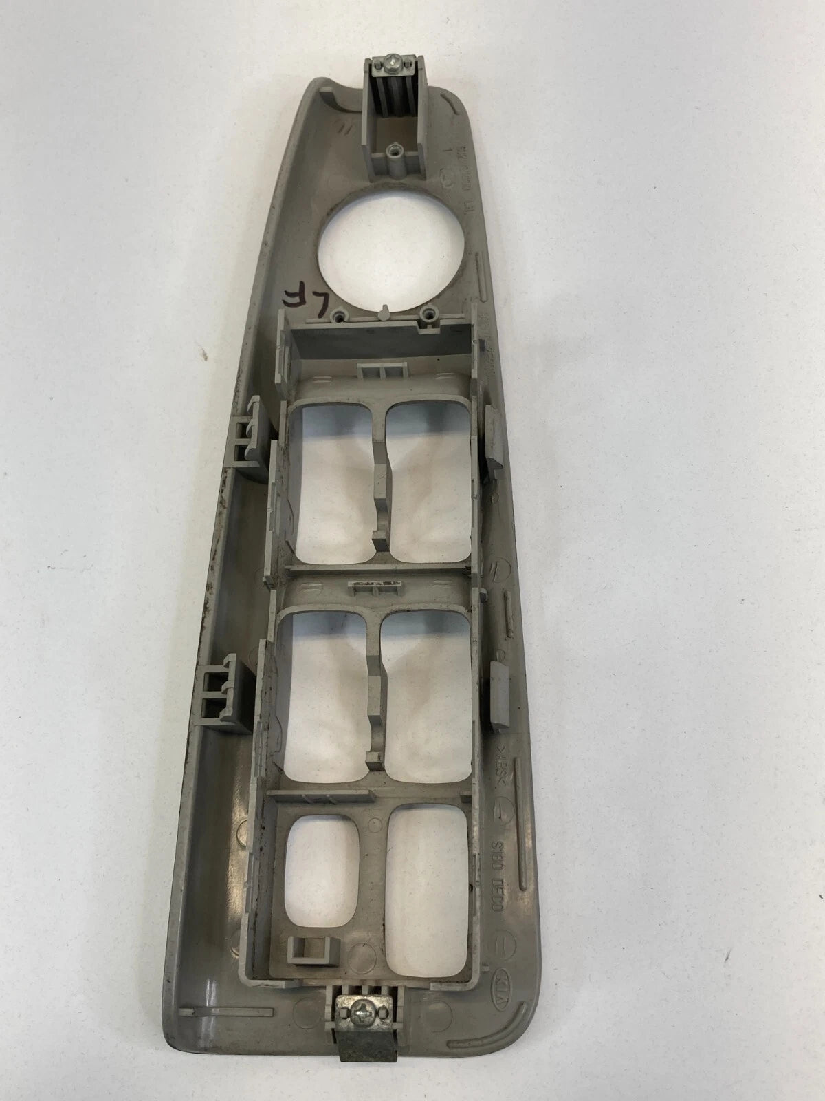 2004-2009 KIA SPECTRA FRONT LEFT DOOR SIDE WINDOW SWITCH COVER TRIM BEZEL OEM
